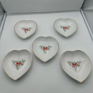 Set of 5 Tudor Rose Festive Season Heart Shaped Dish Bowls Christmas Holiday